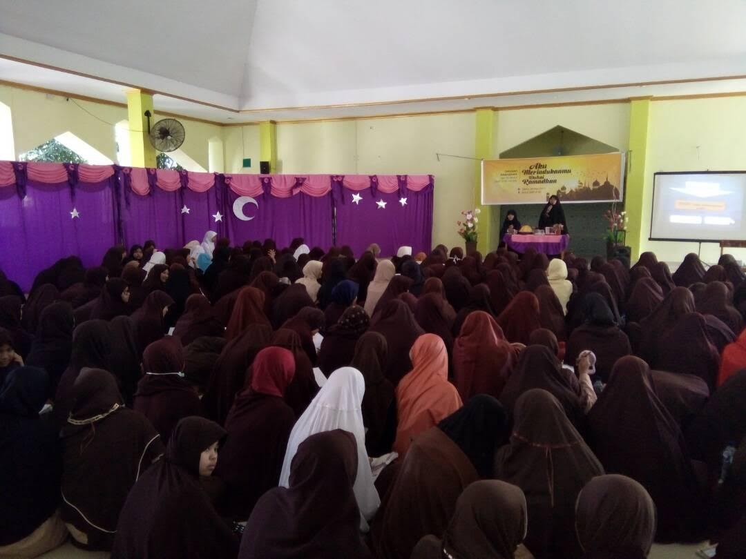 SMP IT Wahdah Islamiyah Selenggarakan Daurah Ramadhan